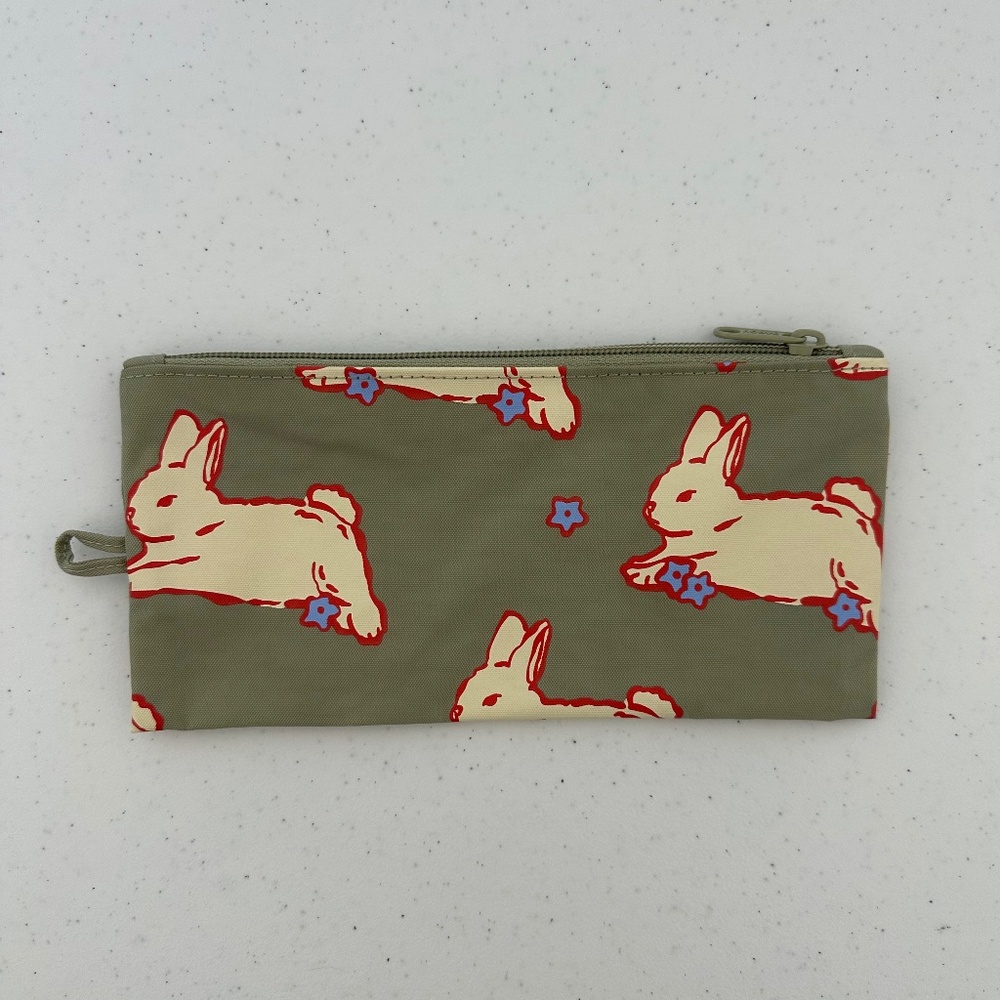 Baggu MEDIUM Flat Pouch - Spring Animals - image 1